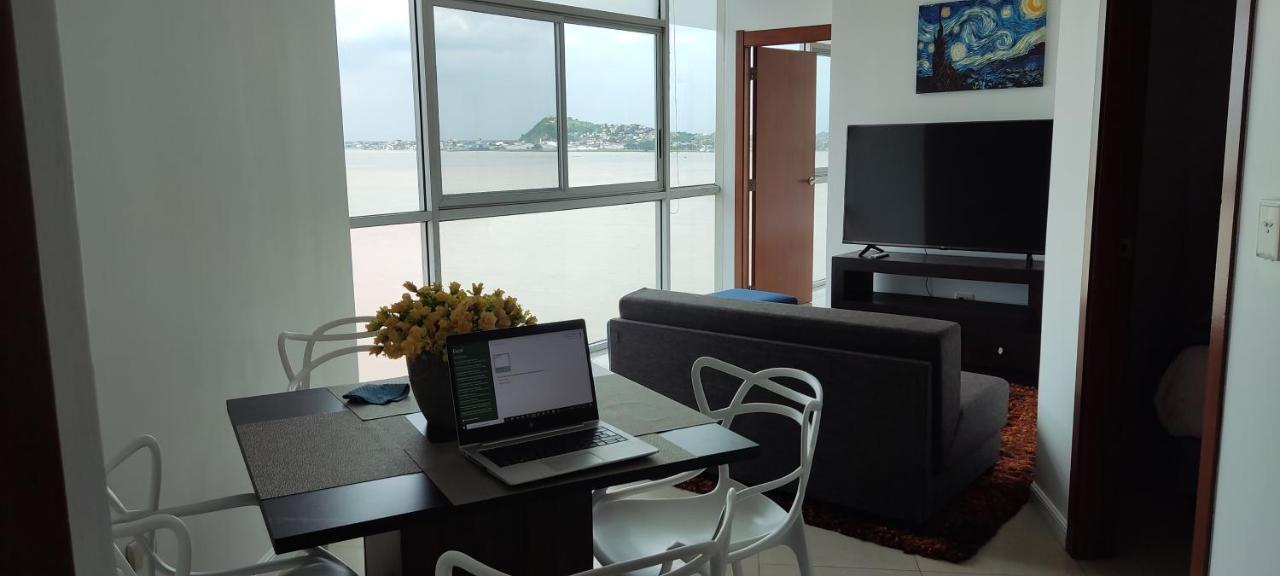 Puerto Santa Ana Suites Guayaquil Exterior photo