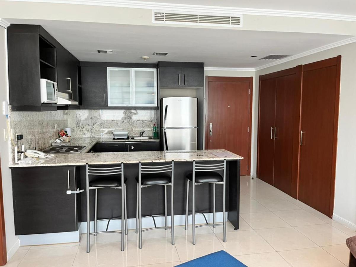 Puerto Santa Ana Suites Guayaquil Exterior photo