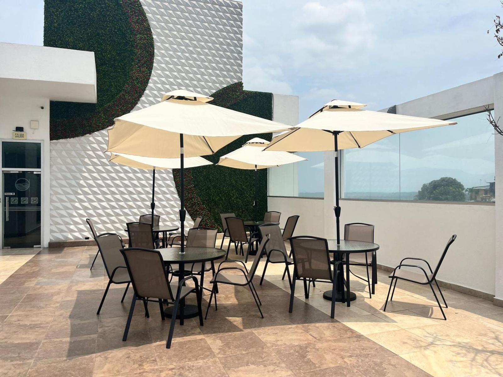 Puerto Santa Ana Suites Guayaquil Exterior photo