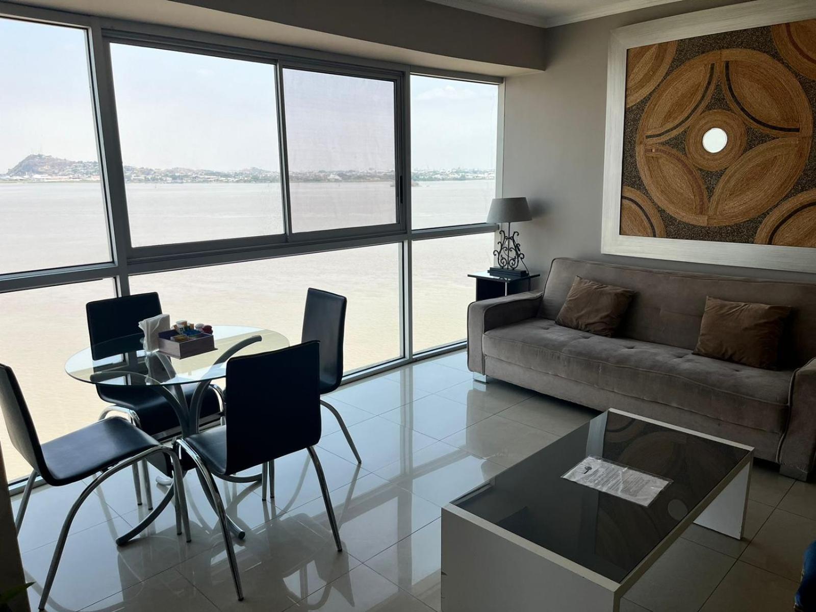 Puerto Santa Ana Suites Guayaquil Exterior photo